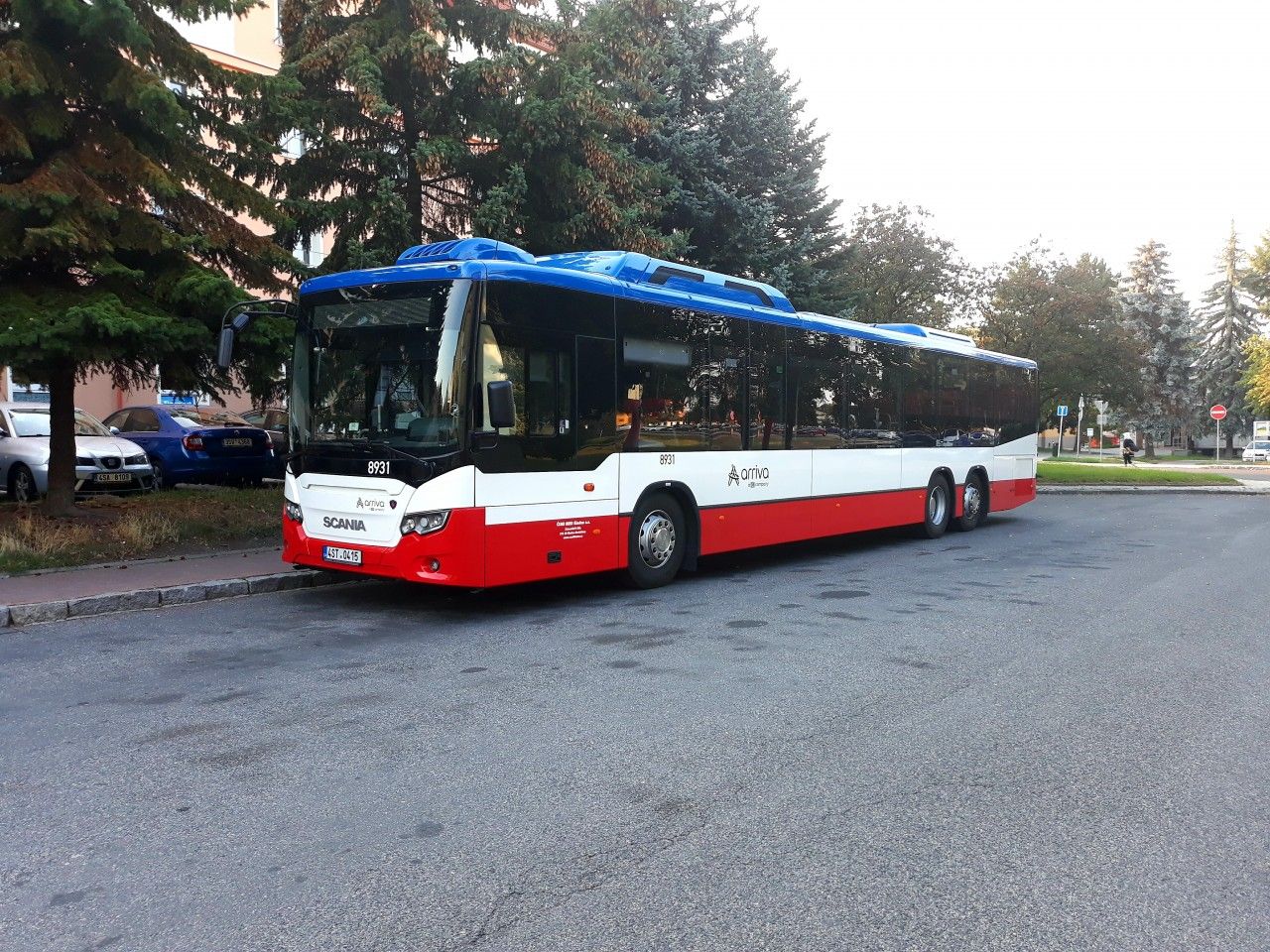 Scania Citywide Suburban LE 15M CNG ev..8931 v zastvce Stochov, nmst. (31.8.2019)