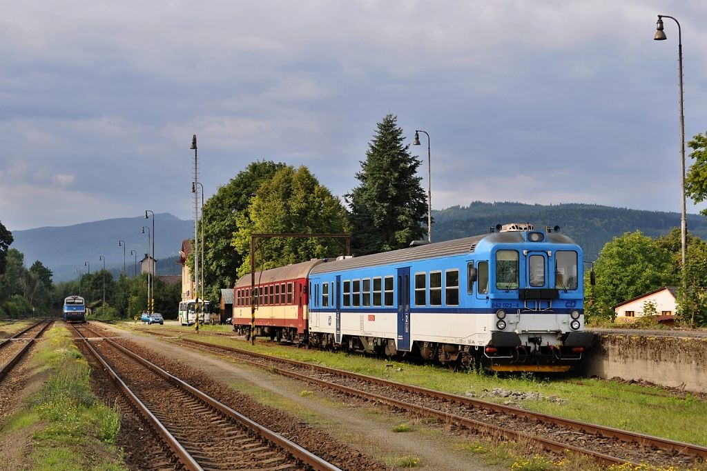 Tra .183 Nrsko-ndra vluka D 754.041 + 842.023 22.srpna2014