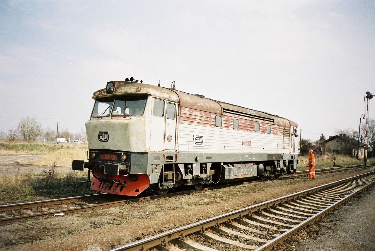 751.226 pi posunu v st. Jene, (por loko 19.4.), 10.4.2003