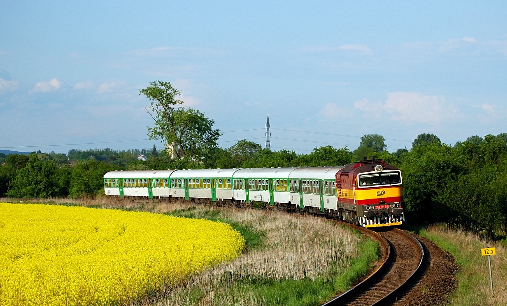 754.044 / R 1444 / Huln - Bilany