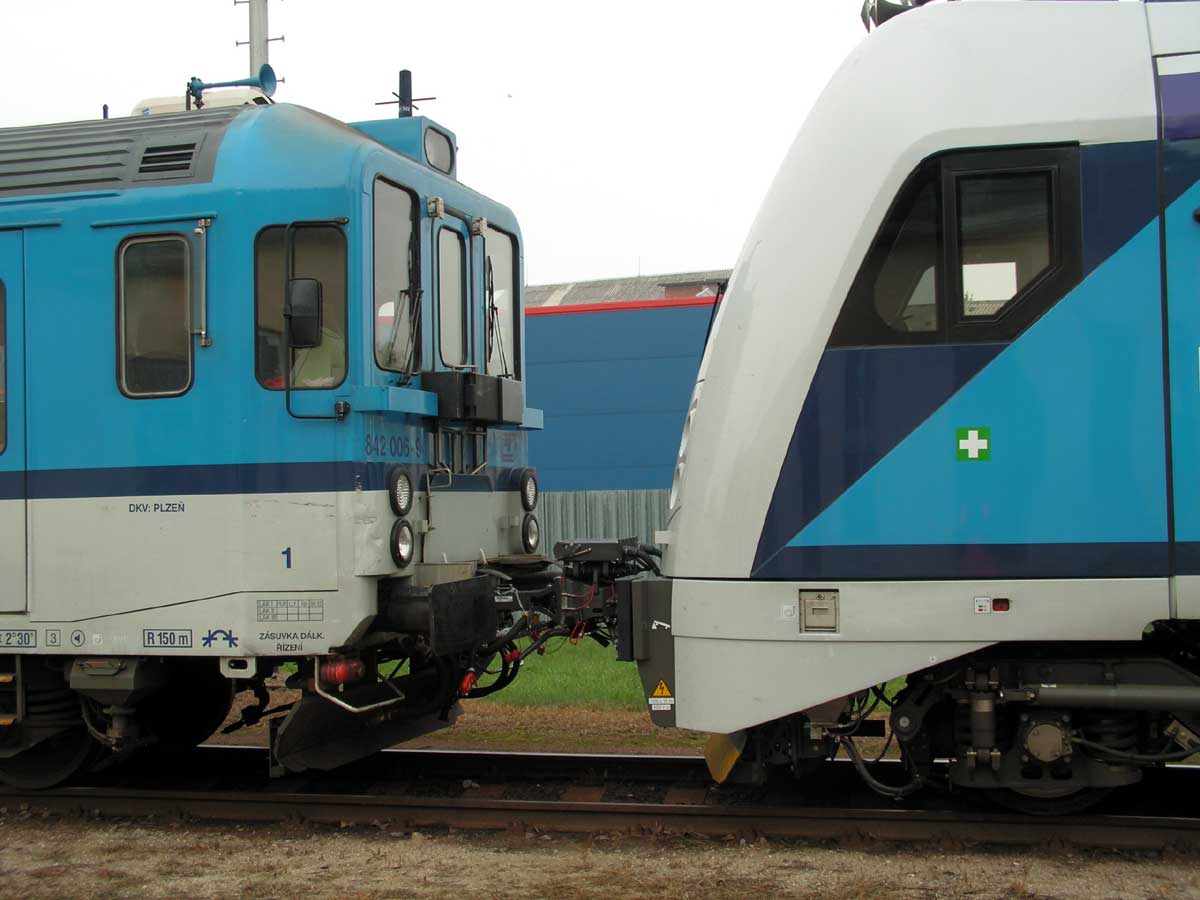 842 006 + 650 003