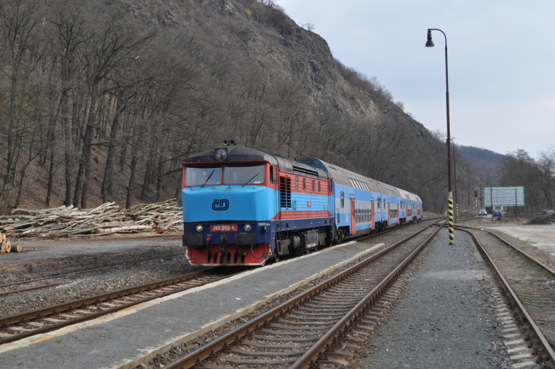 749 260-6 Os 9062 Praha-Zbraslav 27.3.2011