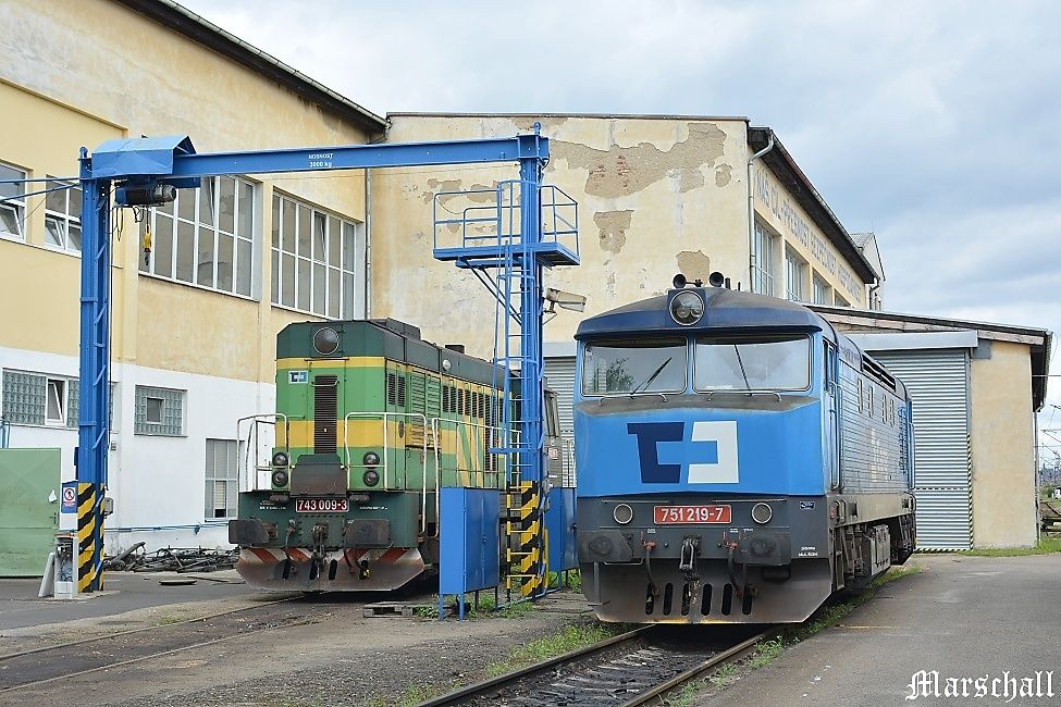 743.009-3 & 751.219-7_-_31.07.2013-_-SOKV esk Budjovice_depo.