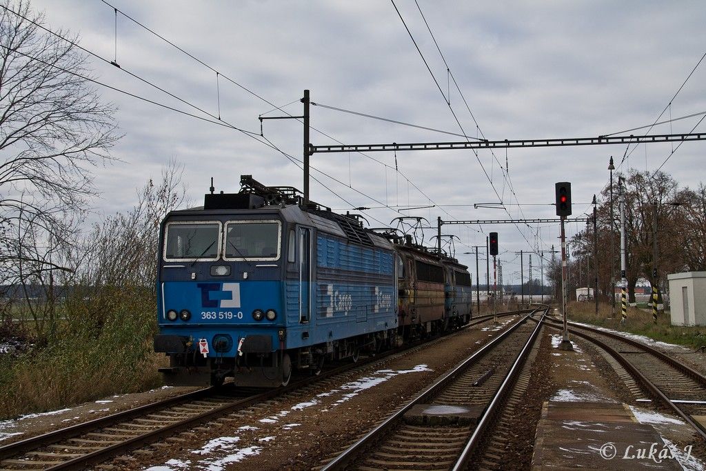 230.058 + 056 + 363.519, Pn 62800, Doov, 24.11.2015