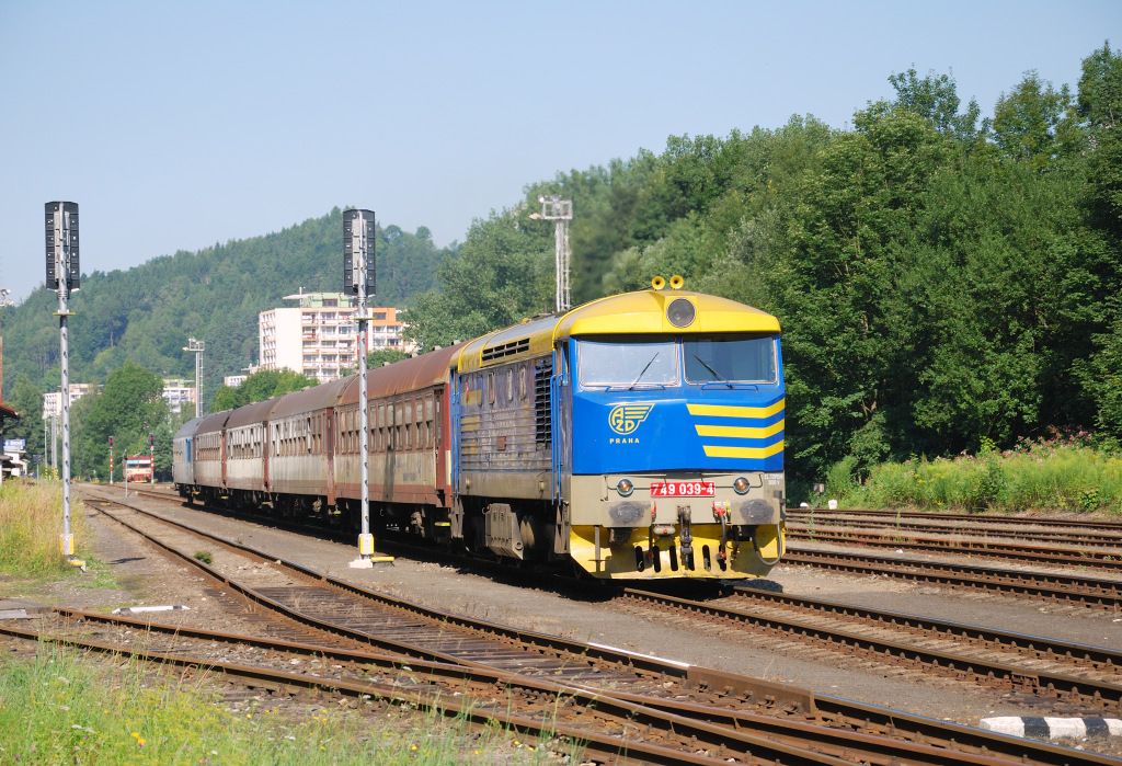 R1138 elezn Brod 31.7.2010