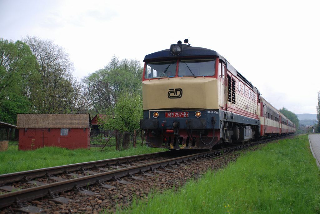 749.257, sek Velk Bystice zastvka - Velk Bystice, Os3528, 1.5.2010