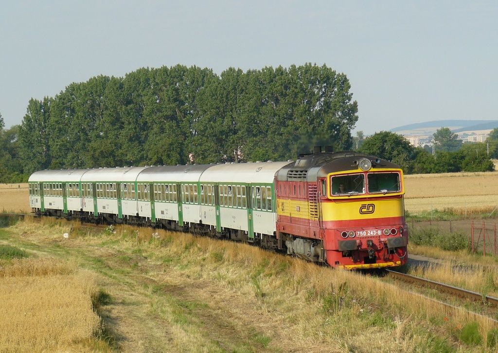 750 243-8 Krom-Huln(12.7.2008,Sp 1643,foto-Ale Krka