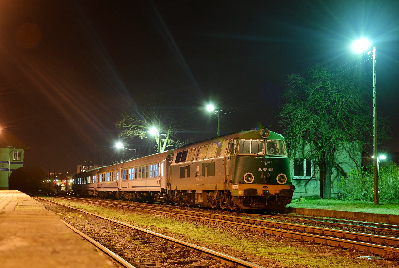 SU45-115, Gorzw Wielkopolski , 18.11.2015, autor: Vojtch Gek