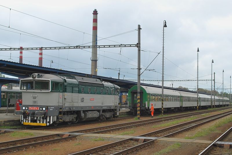 754 074-3 Sp1766 PERNTEJN 18.5.2010 r nad Szavou