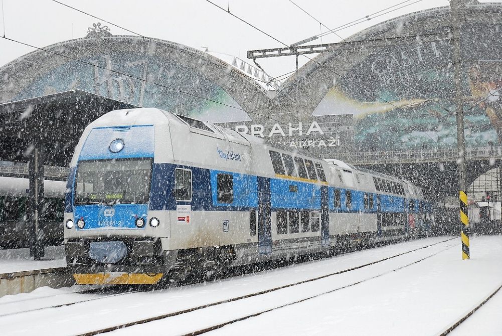 471 061-2 + 971 061-8_-_15.12.2010-_-DKV Praha_st.Praha hl.n. - Os 8836 Praha hl.n. - Beroun.