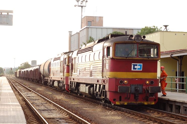 753141+211 pijeli s Pn63415 do Turnova, 16.6.2008 (foto: Vla Musil)