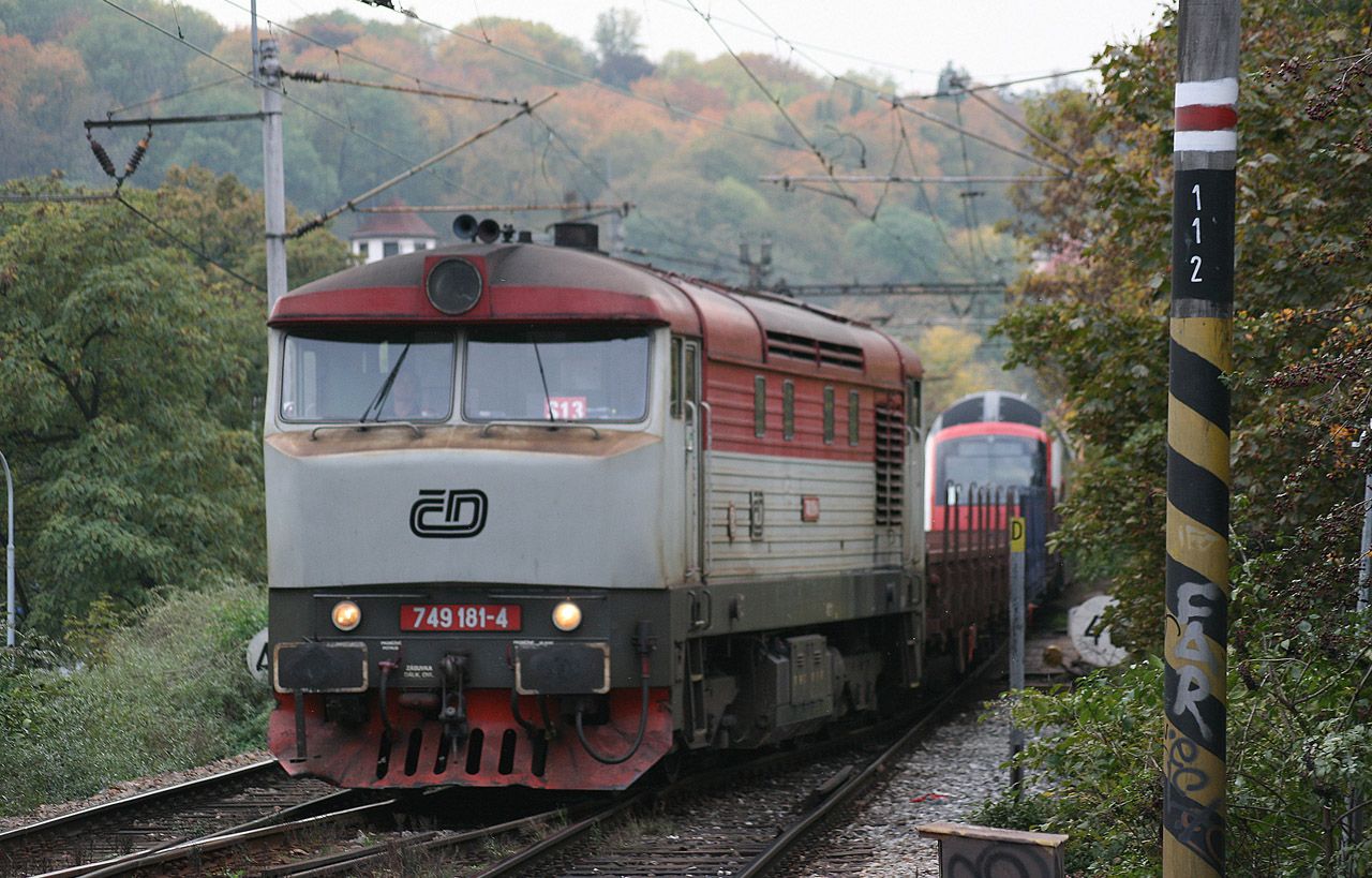 Zamra veze st elektrick jednotky Desiro RABe 514 vyrbn v Siemensu pro vcarsk Curych