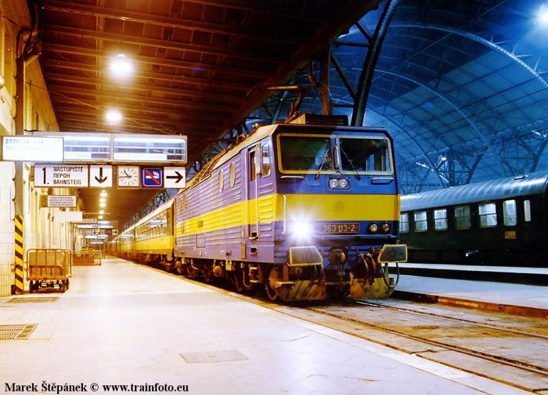 363.113, Os 8201, Praha hl.n.. 8.3.1992