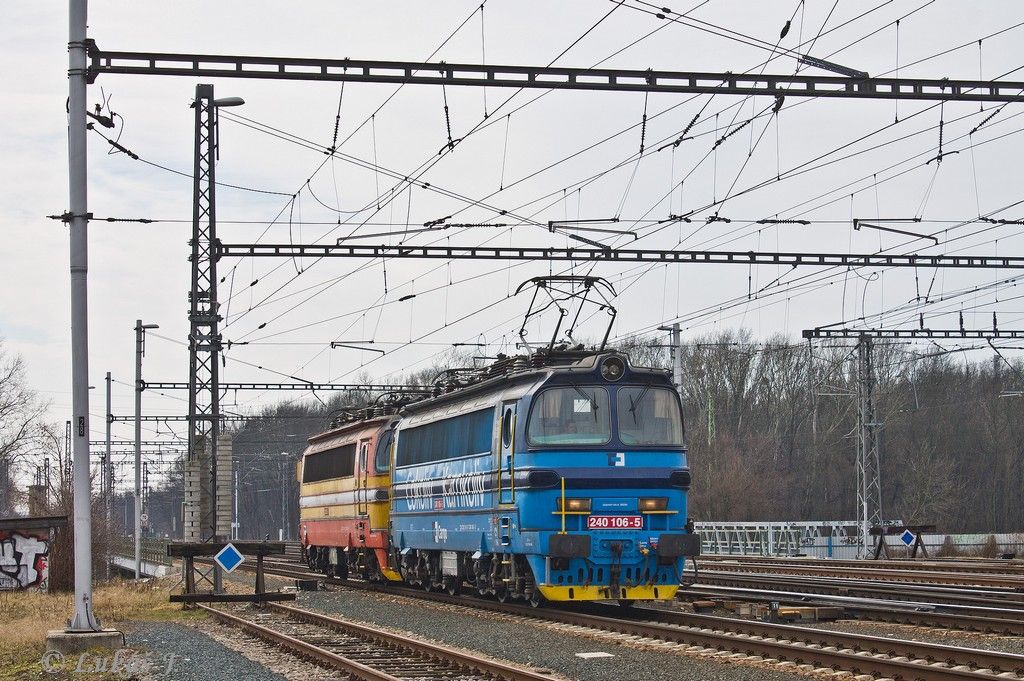 240.106 + 230.029, Lv 72000, Beclav, 9.3.2015