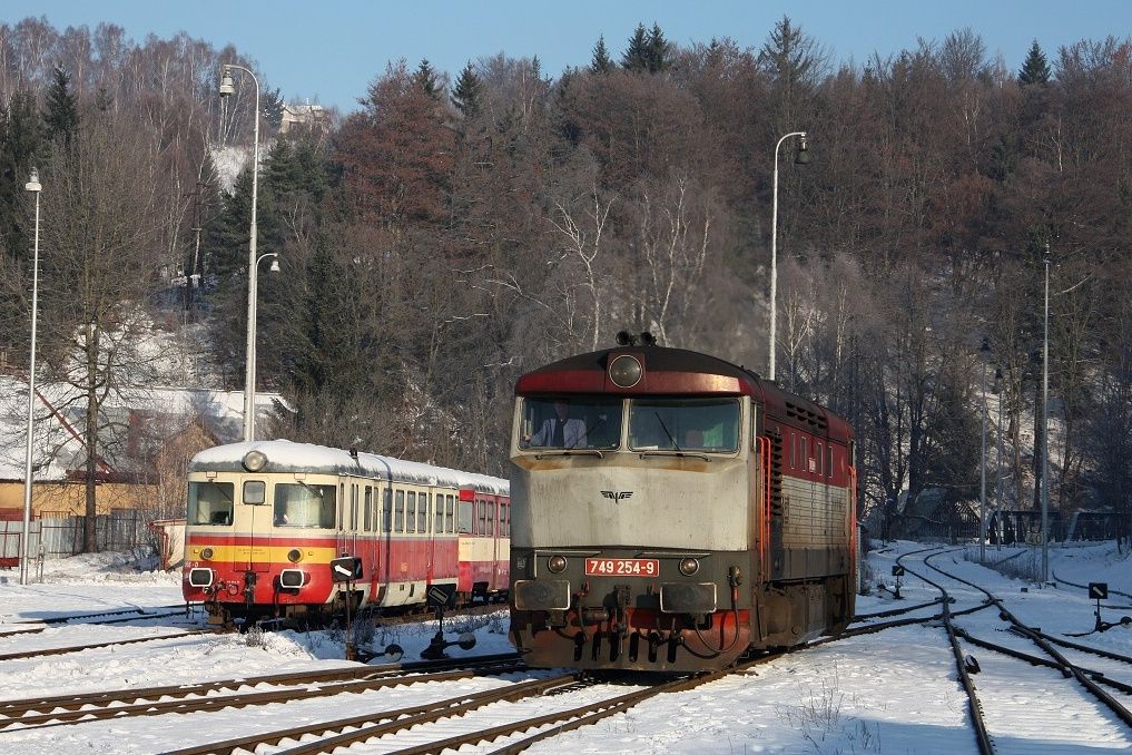 820.056 a 749.254_Tanvald_11.12.2011