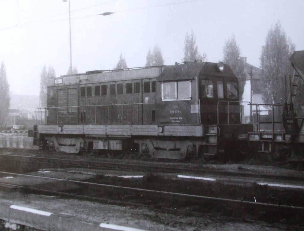 720.075 elkovice (lto 1989)