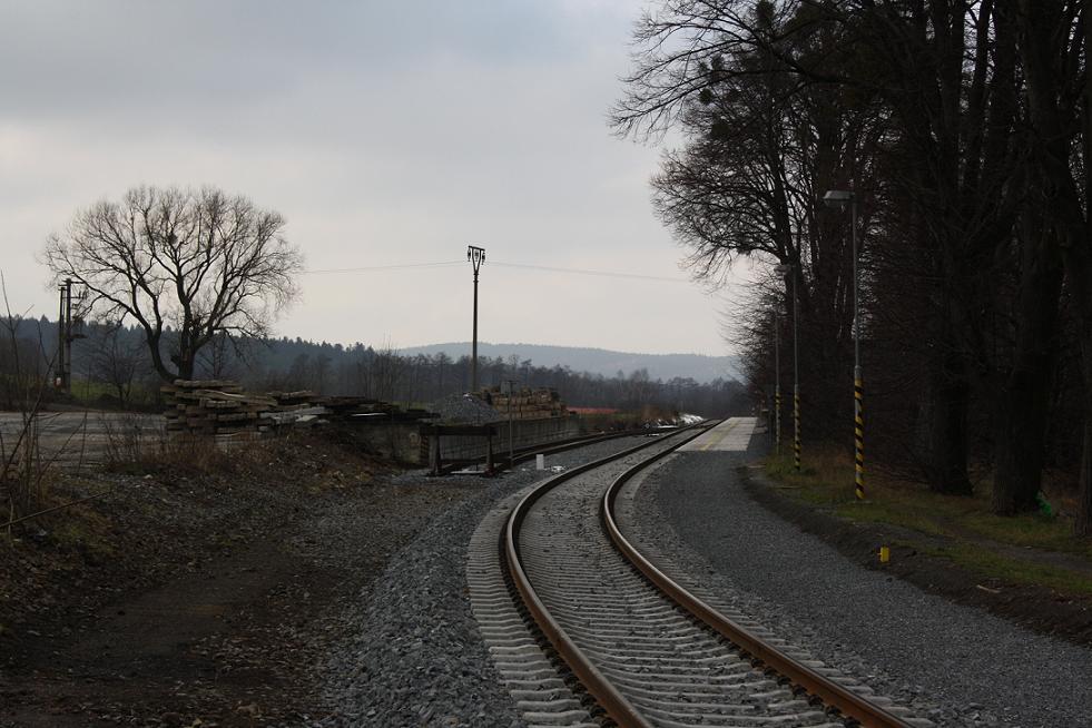 Nstupitn hrana, pohled smr Hostaovice