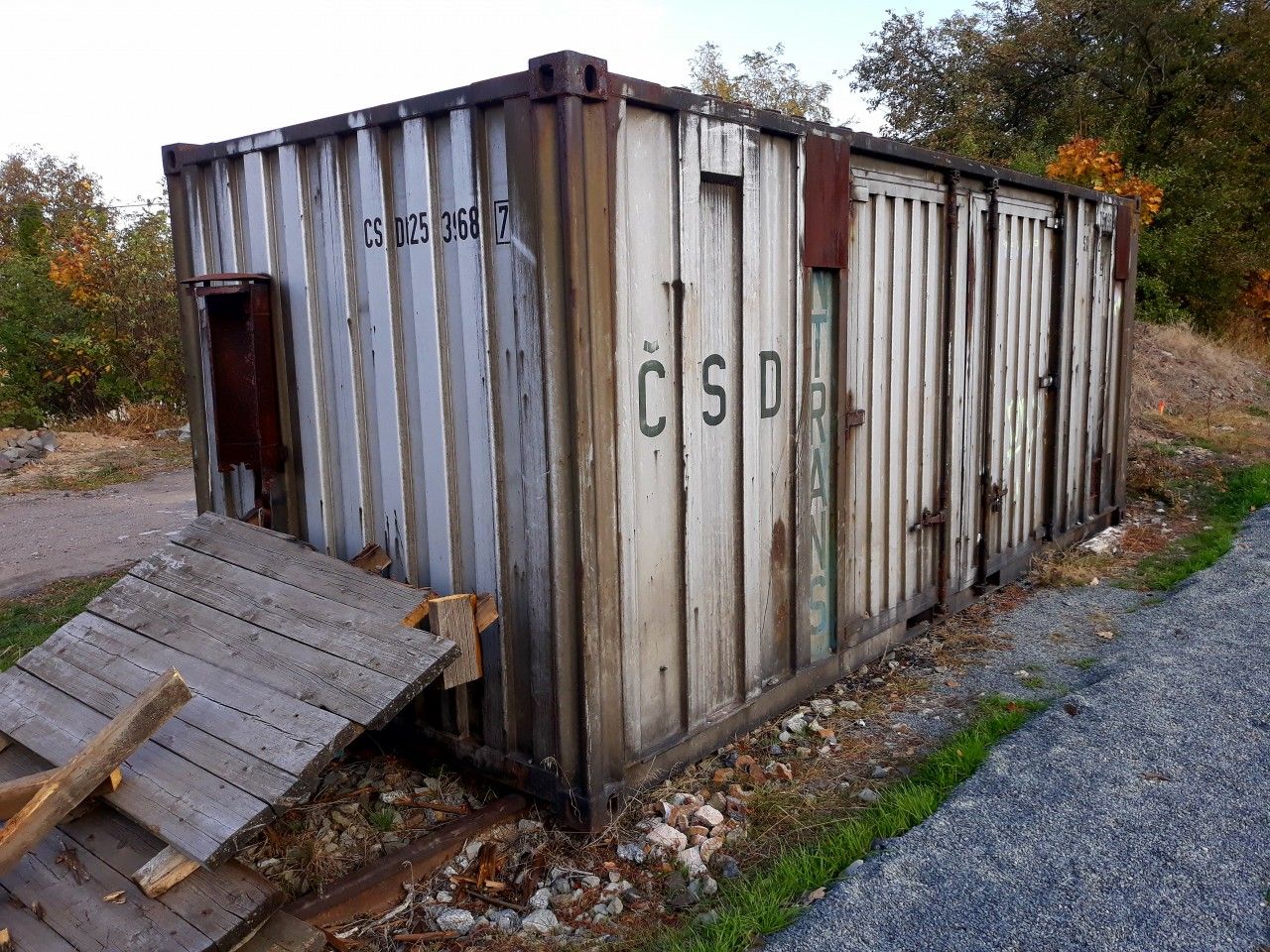 Ilustran foto: kontejner v ST. Zlonice