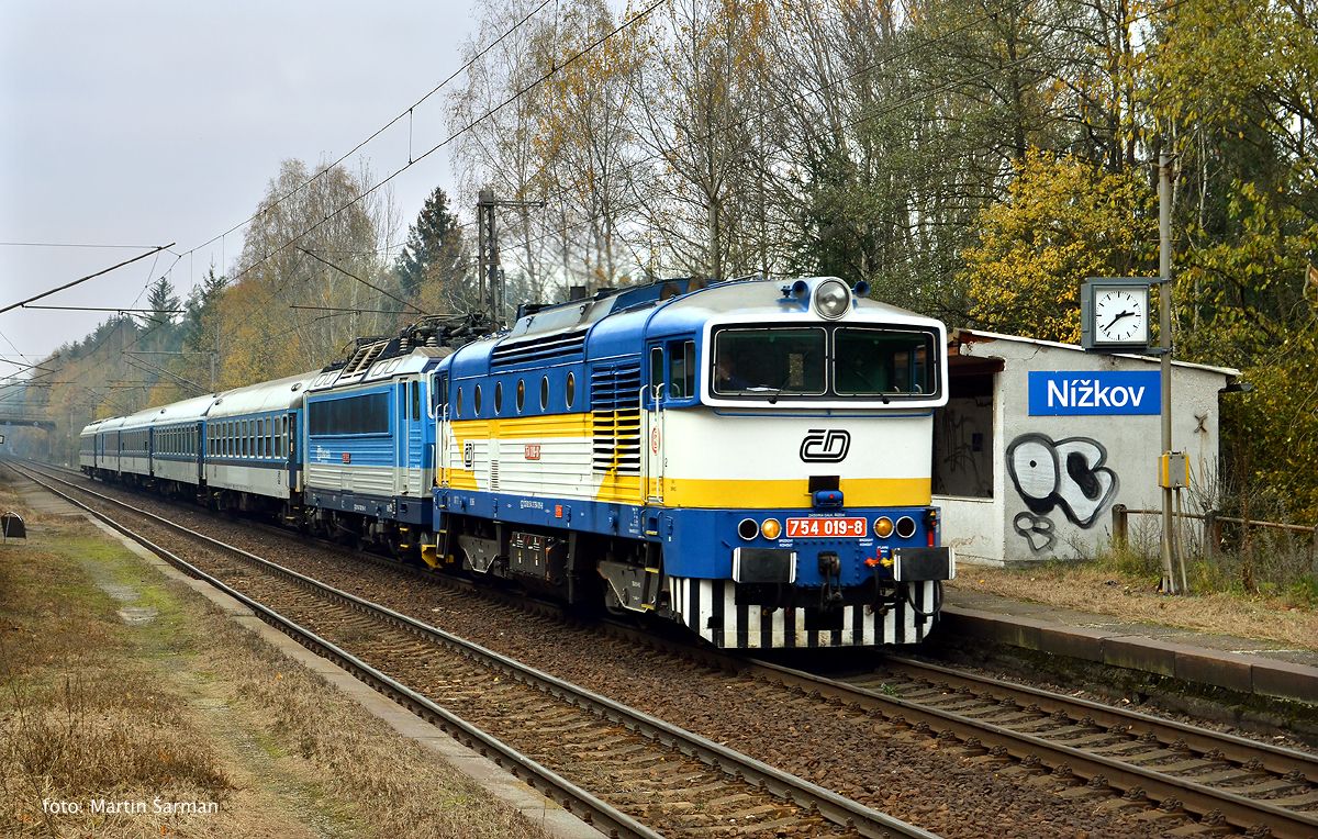 754 019 + 362 158_R 981 Lipnice_Nkov_4.11.2017