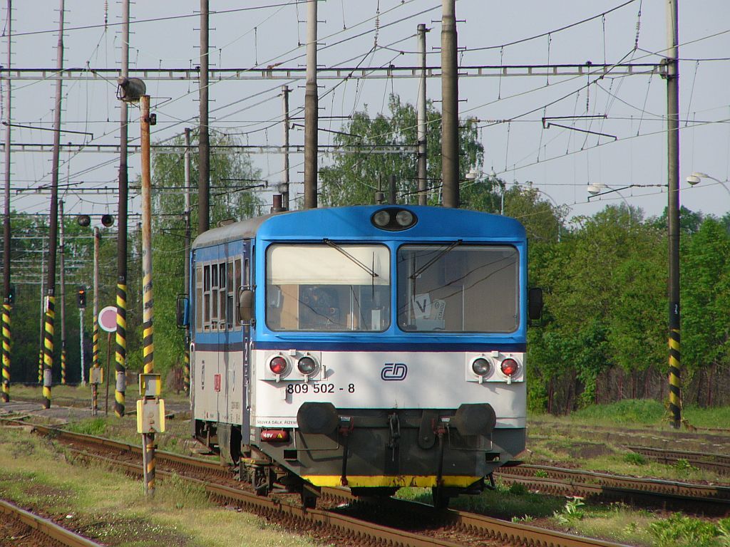 809 502 Os 19427 - elkovice (9. 5. 2013)