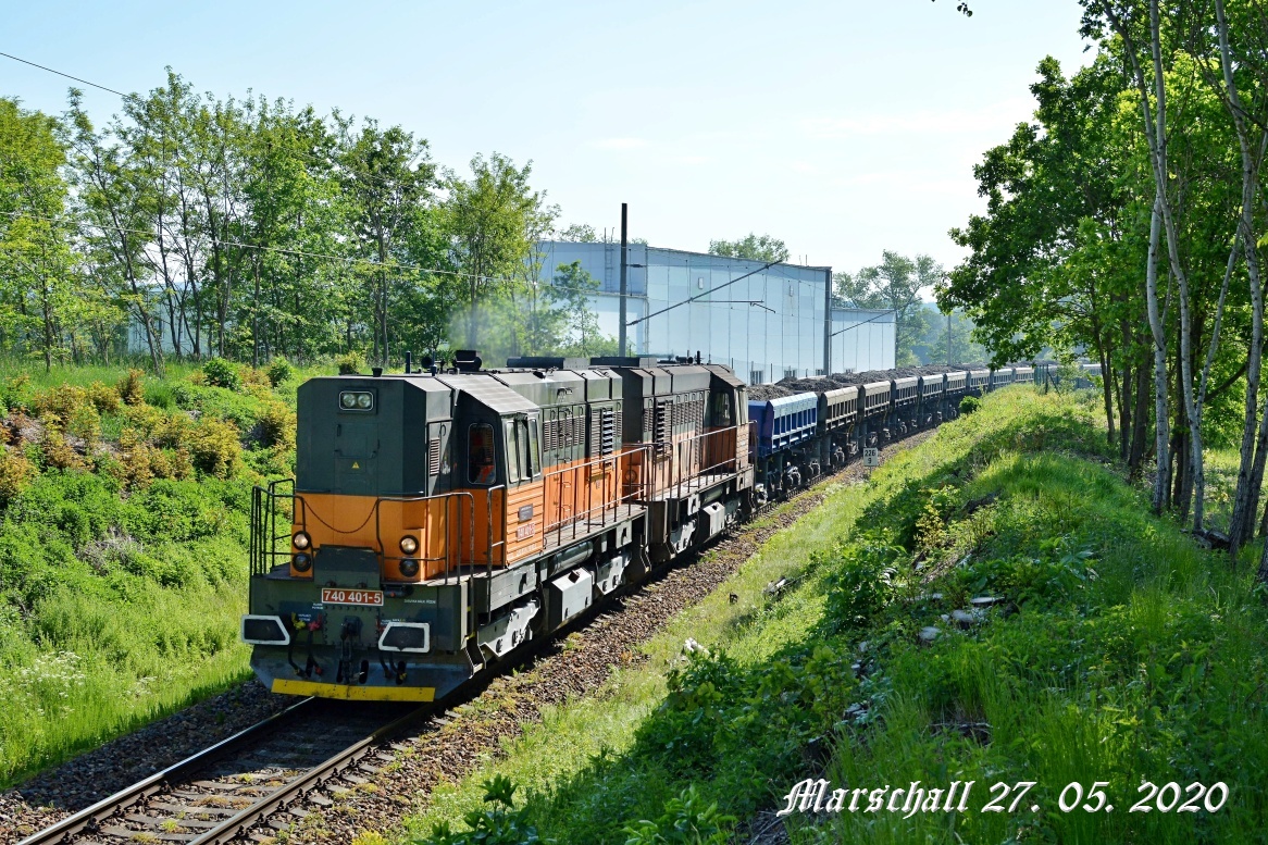 740.401-5 + 740.819-8_-_PKP Cargo Inetrnational_tra slo 190 Hlubok nad Vltavou - Zliv (Pn 52580)