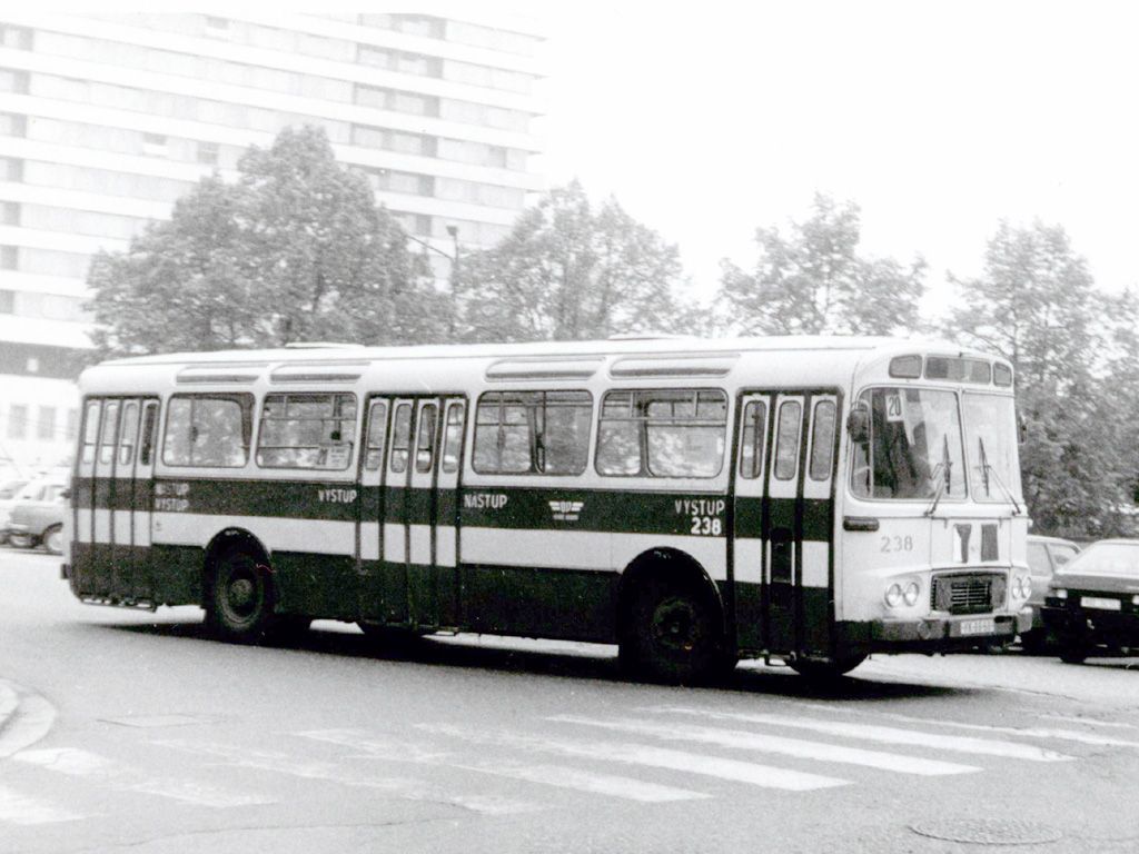 238 - Karosa M11