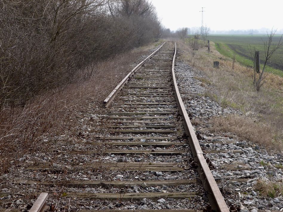 km 19,1 a ukraden kolejnice (v ponajcm oblouku) (pohled zpt)