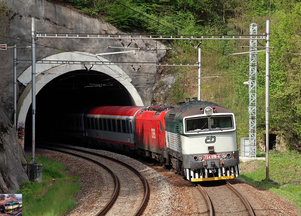 754 016, EC 173 Vindobona, Brno-Malomerice, 1.5.2010.jpg