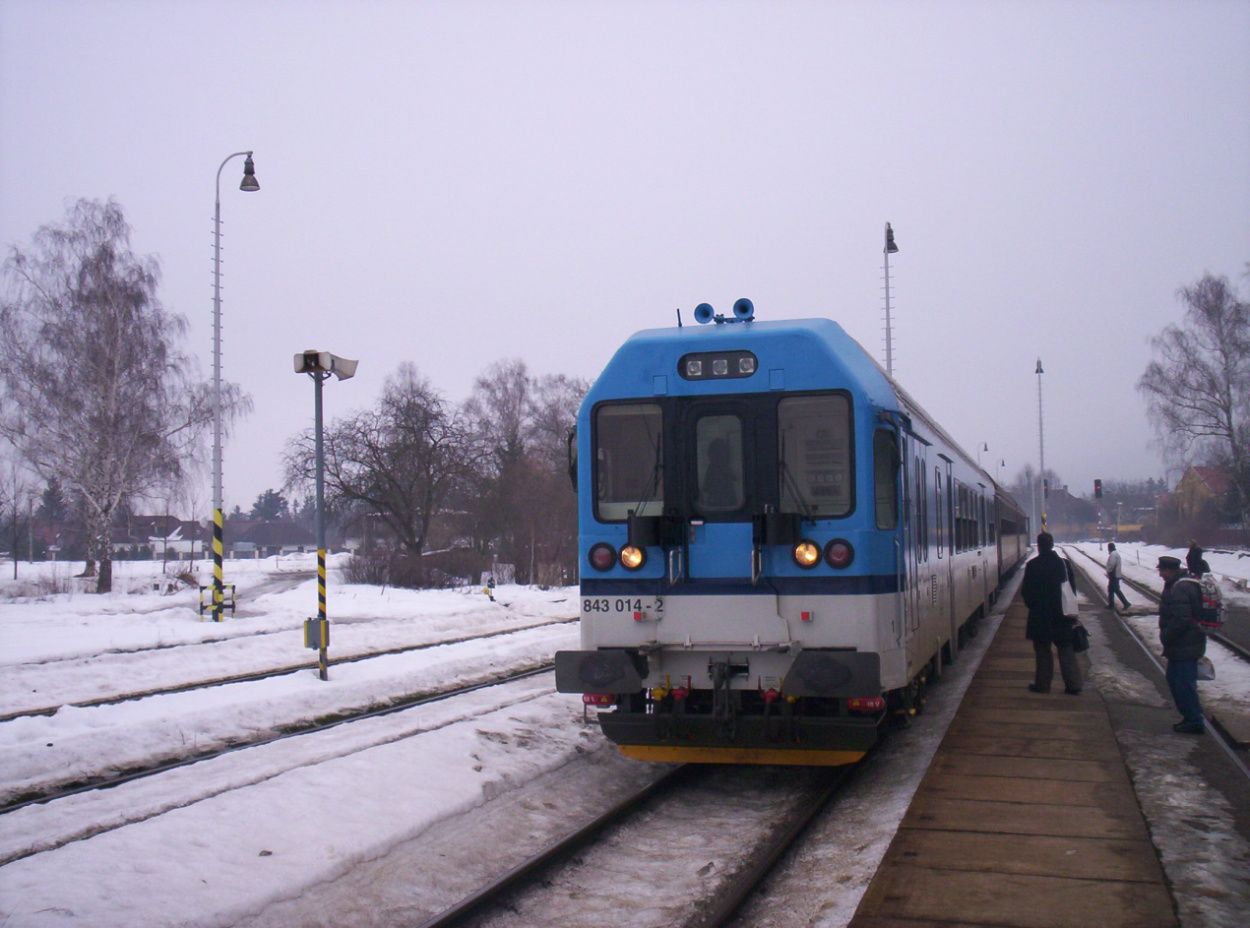 R 1164 ve stanici Mimo