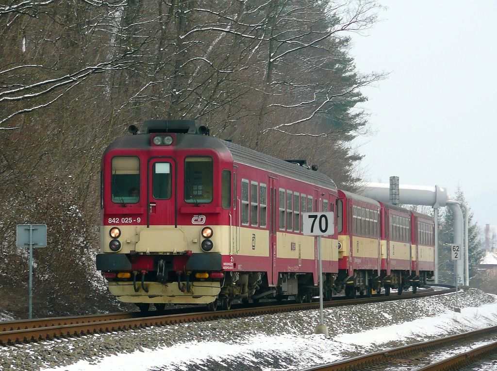 842.025 Os 3104 Hostaovice-Valask Mezi 12.3.2010 foto Daniel Forejtar