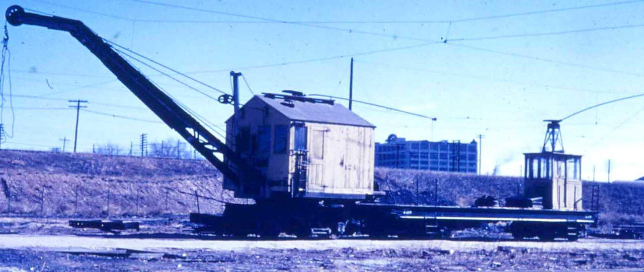 USA-Denver Tram End-cab + crane.jpg