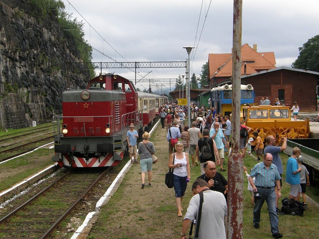 T 466.0286 ve Sklsk Poreb   7.7. 2012 foto - M.ich