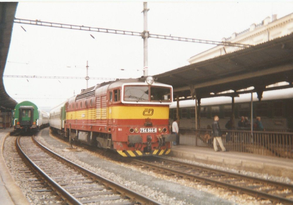 754 044-6 Brno hl.n.13.9.2001.