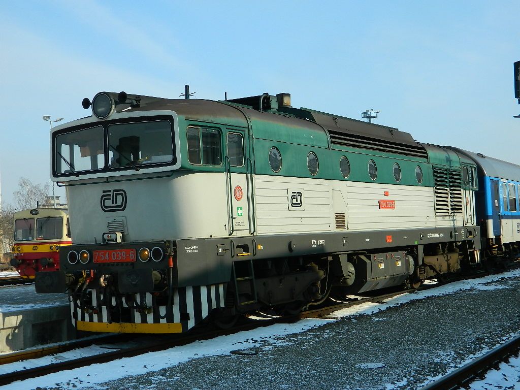 754039-6;10.02.2012 v Krom Os 3906