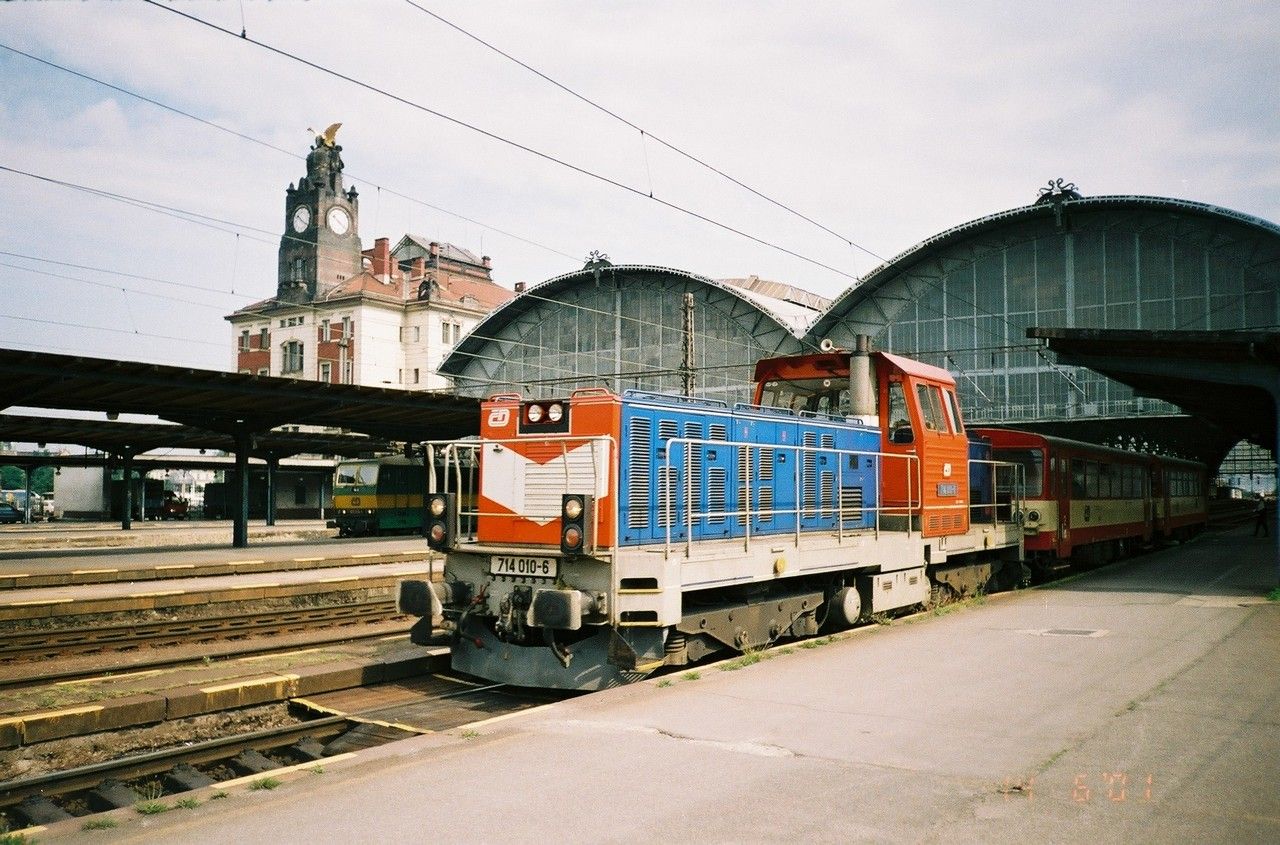 714.010 odjd v Os 19005 do Dobe z hlavnho ndra, 14.6.2001