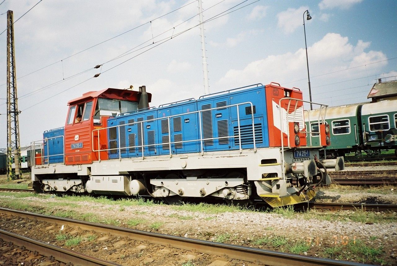 714.215 na zloze v st. Praha-Bubny, 31.7.2001