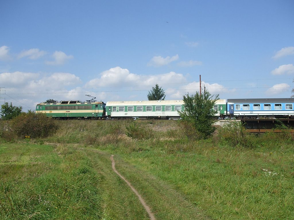 R 886 - Otradovice (16. 9. 2011)