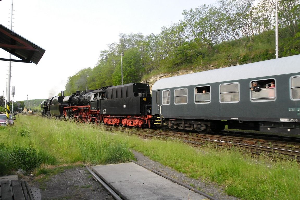 475.111 + 35 1097-1 vjd do Bakova nad Jizerou (23.5.2015)