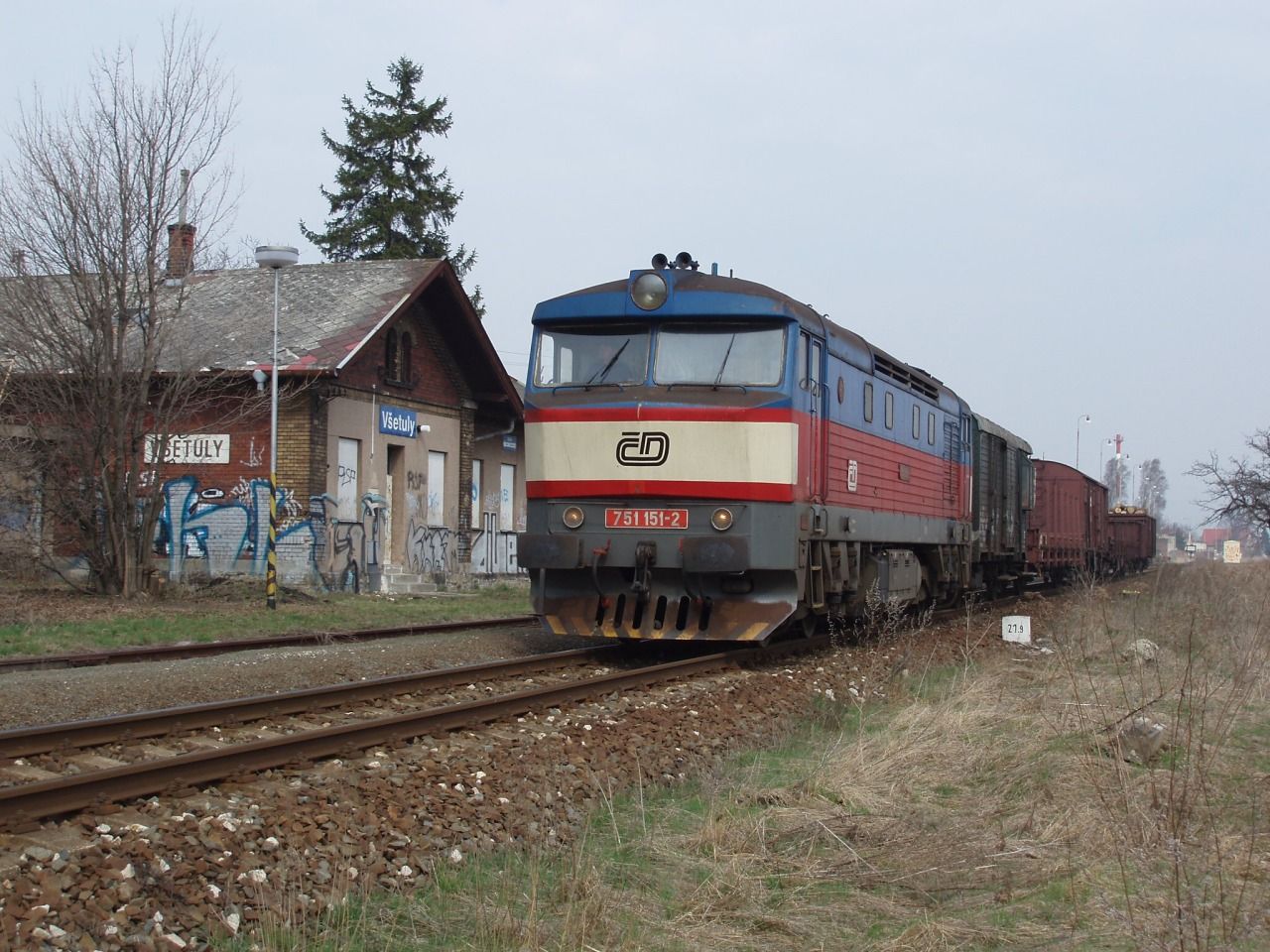 751 151-2 Vetuly(Mn 81050,10.4.2006-foto:M.Nesrsta)