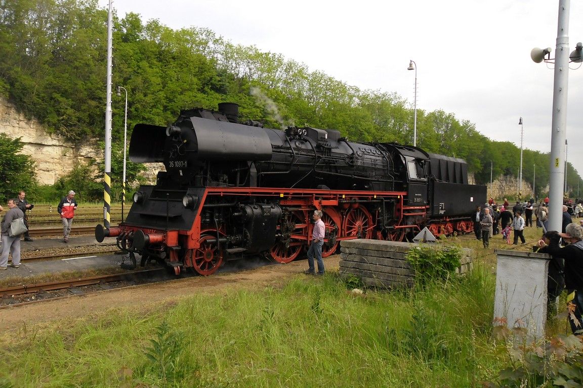 35 1097-1, Bakov nad Jizerou hl.n. (23.5.2015)