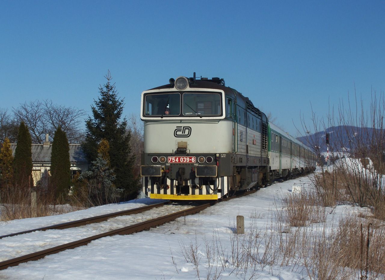 754 039-6 Holeov(Sp 1642,19.2.2006-foto:M.Nesrsta)