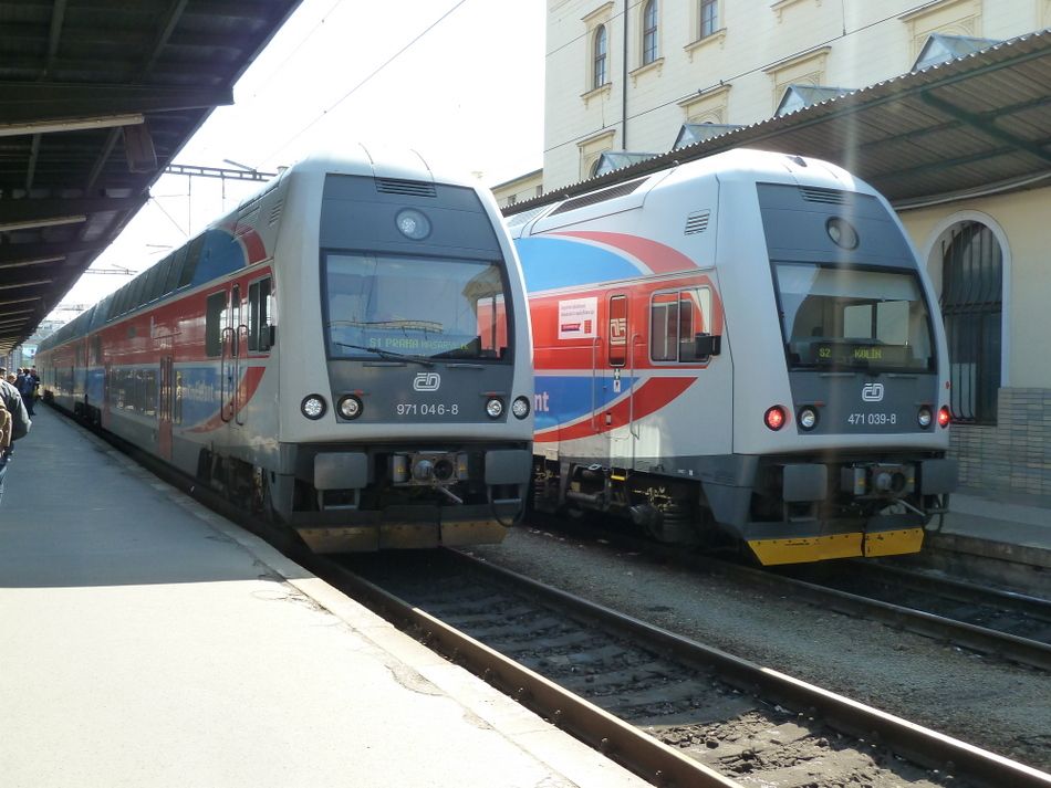 971 046-8 + 471 039-8 st.Praha Masarykovo ndra