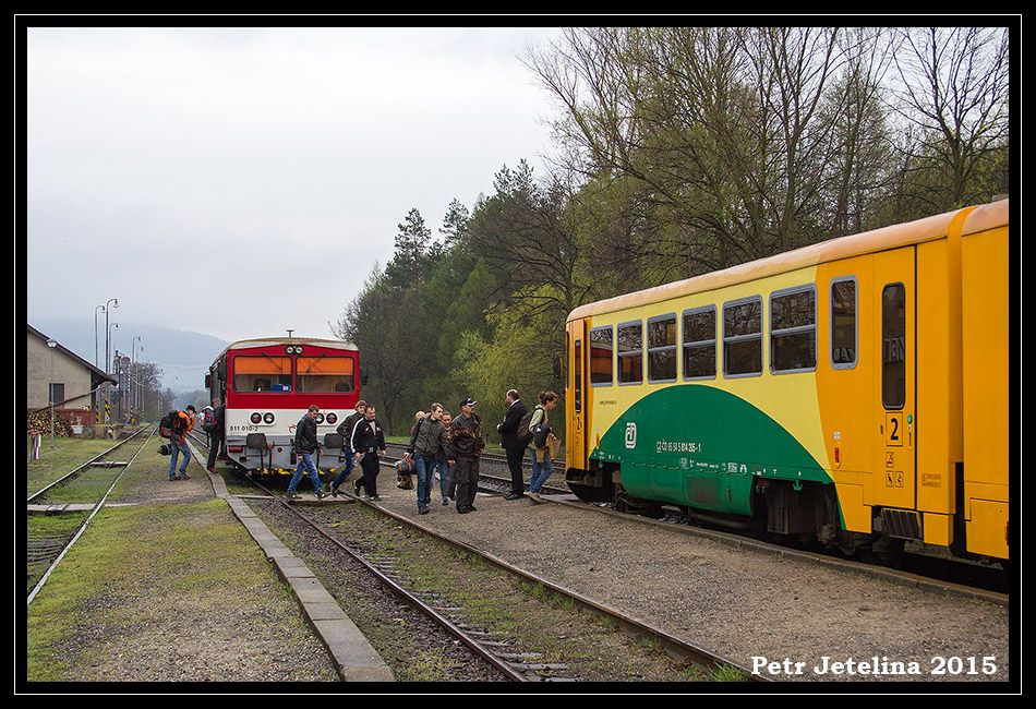 811.010-2 + 814.205-1, 17.4.2015, Velk nad Velikou