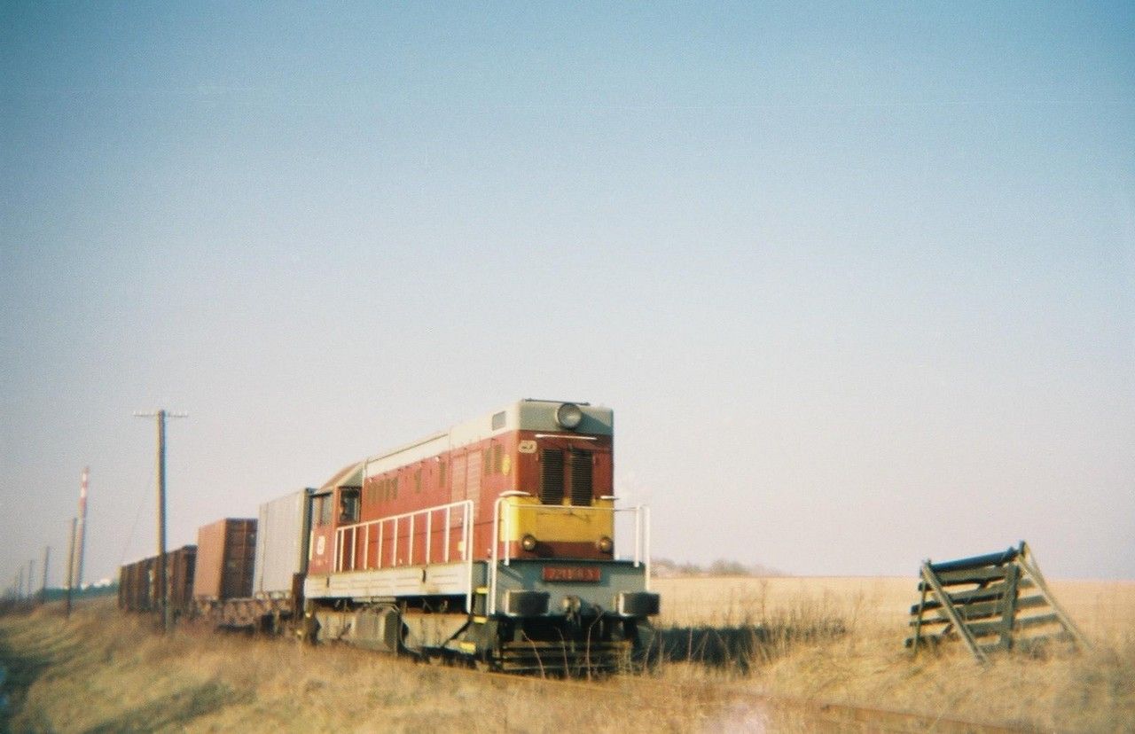 721.168 v Mn pi pravideln jzd z Lubn do Rakovnka 1.3.2001