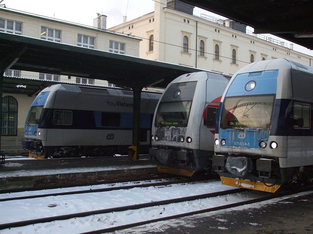 471.065, 471.053, 971.064 Masaryka (18. 12. 2010)