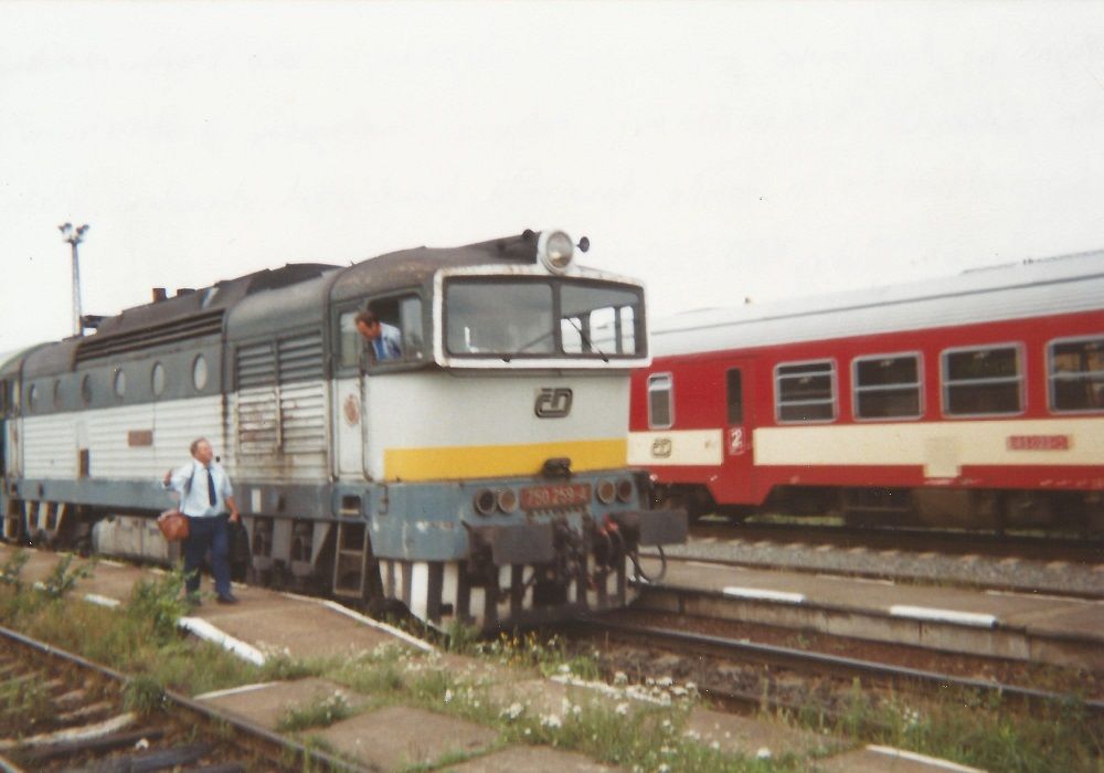 750 259-4 Opava-vchod 3.8.01