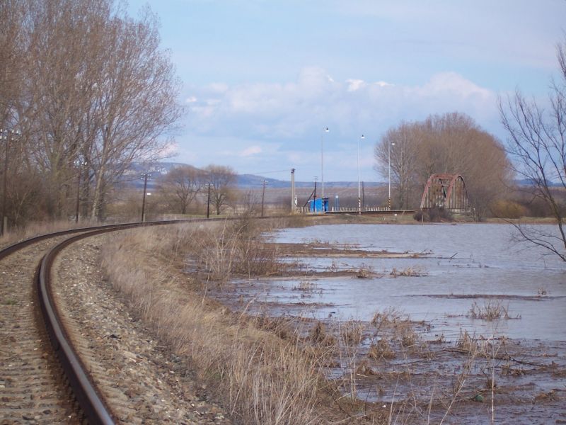 Zastvka Jeviovka - duben 2006