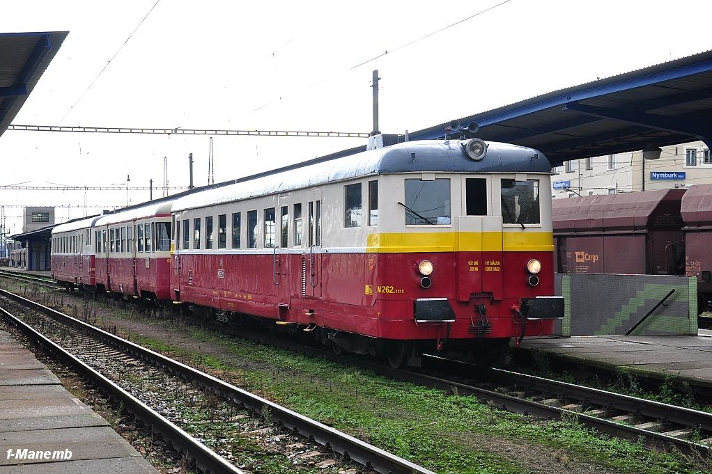 831 212a830 124 - 17.10.2015 Nymburk