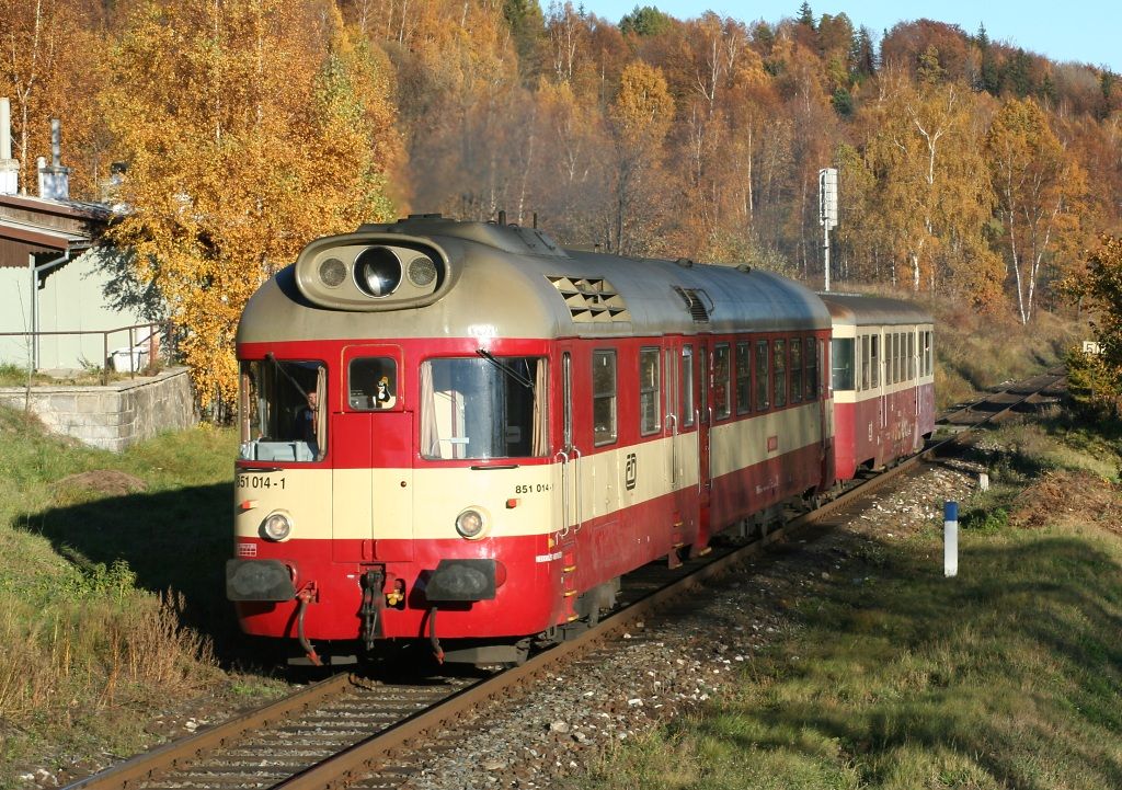 851 014-1 Lipov Lzn(29.10.2005,foto-Tom Hegar)