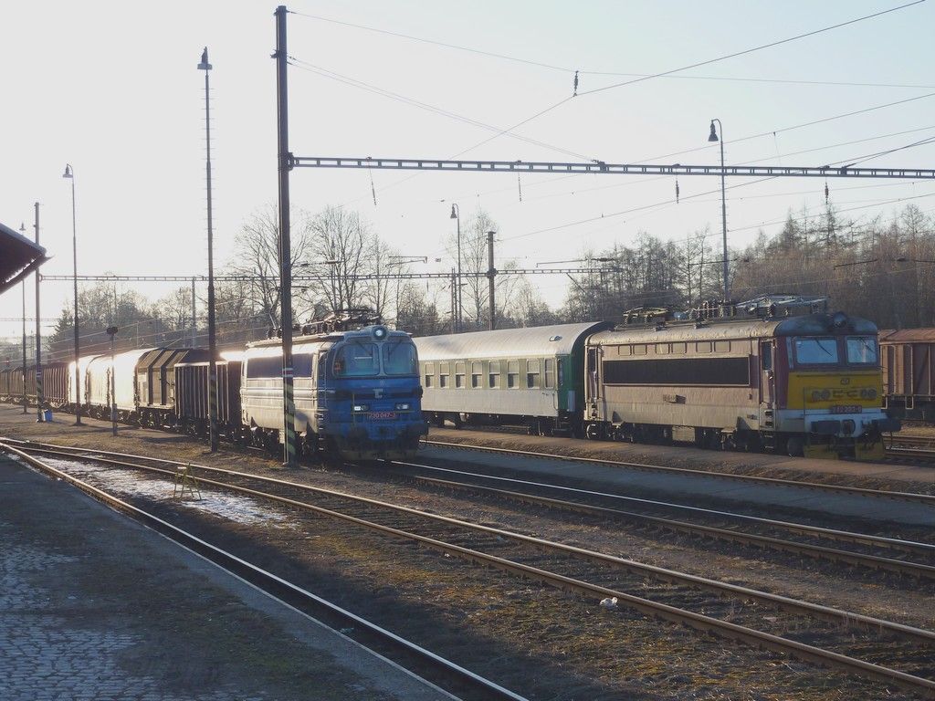 230.047 a 242.203, J.Hradec, 8.3.2011